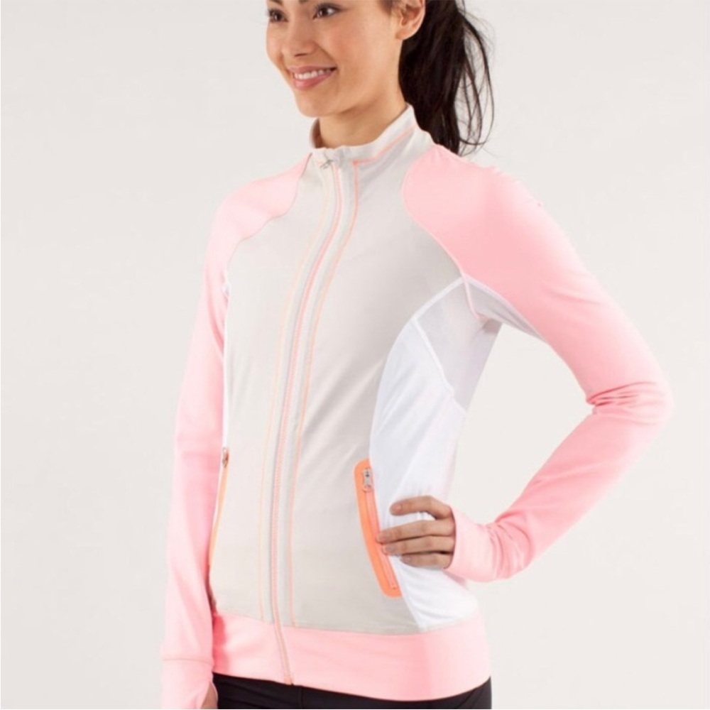 LULULEMON Run: Beach Runner Jacket size 4